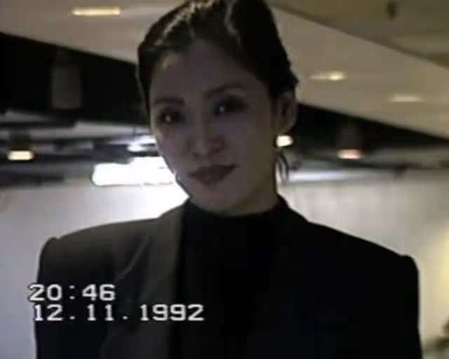63歲向太罕曬年輕舊照!甜蜜表白老公向華強,美貌不輸兒媳郭碧婷
