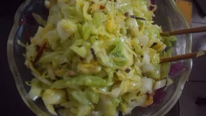 涼調脆脆的包菜絲