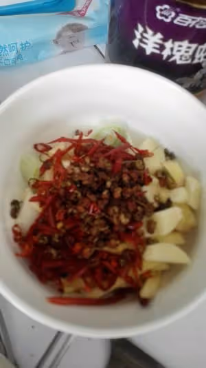 涼調脆脆的包菜絲