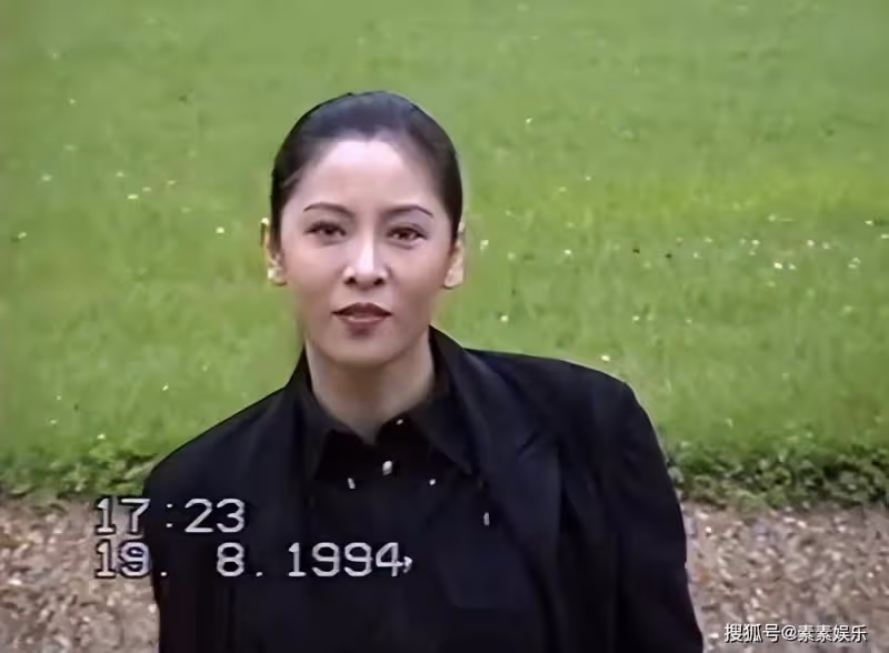 向太分享自己33歲舊照片，和郭碧婷模樣神似，她本人也親自點贊