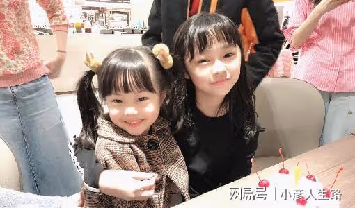 「雙胞胎明星」太難了,一直被當成一個人,很多觀眾傻傻分不清楚