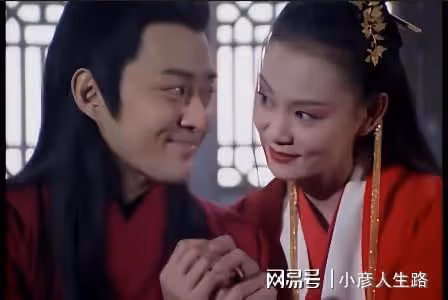 「雙胞胎明星」太難了,一直被當成一個人,很多觀眾傻傻分不清楚