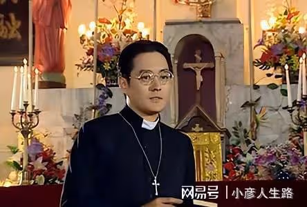 「雙胞胎明星」太難了,一直被當成一個人,很多觀眾傻傻分不清楚