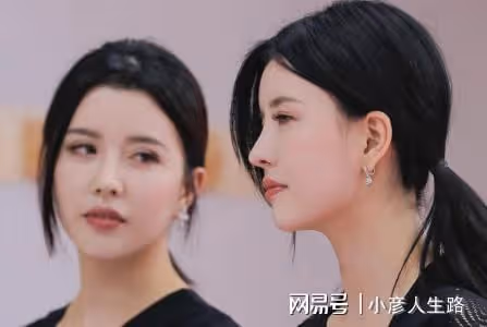 「雙胞胎明星」太難了,一直被當成一個人,很多觀眾傻傻分不清楚