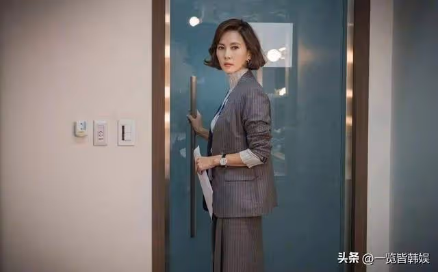 金南珠寫真展現完美身材 坦言自己曾經整容 丈夫金承佑二婚備受爭議