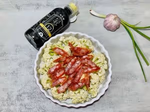 六月鮮|臘腸蒸花菜