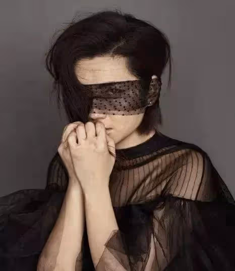 學歷不代表一切!SHE「三人學歷被挖出」差距超大,20多年後不同境遇證明「人生沒有高低之分」:只有選擇的不同!