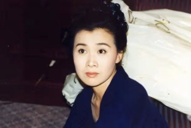 遺憾離開!41歲女星為腹中胎「拒絕治癌」冒險生下孩子 丈夫「獨自撫養兒子20年」至今未娶:此生只有一個妻子