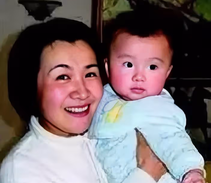 遺憾離開!41歲女星為腹中胎「拒絕治癌」冒險生下孩子 丈夫「獨自撫養兒子20年」至今未娶:此生只有一個妻子