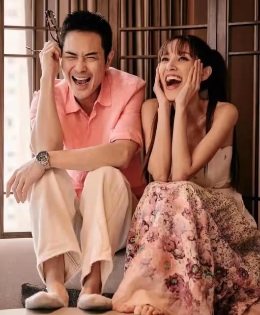 陳凱琳曬浴缸性感美照,露白皙美背秀火辣身材,與鄭嘉穎甜蜜接吻