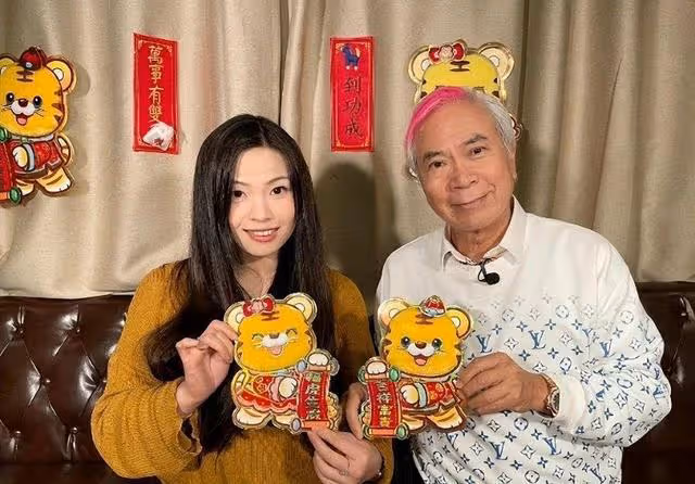 71歲港星為小30歲嬌妻慶生！TVB多位藝人出席，場面猶如頒獎禮