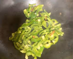 青椒黃瓜炒雞蛋🥒🥚