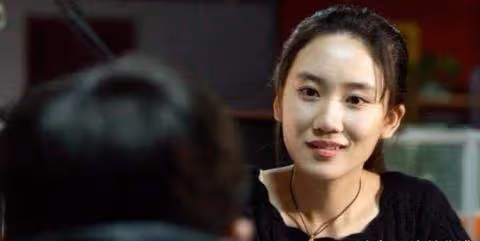 女面試官： 我兒子叫你兒子爸爸那我是你的誰，男子神回復被當場錄取