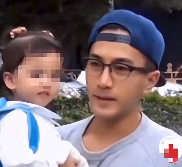 劉丹曝小糯米獲鋼琴獎!年僅8歲在校成學霸,對劉愷威再婚有條件