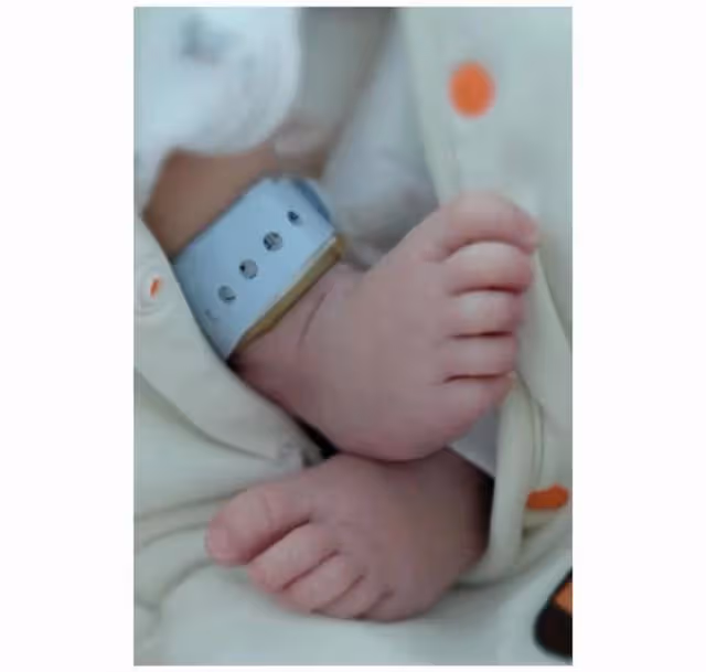 美人胚子!TVB知名女星罕曬愛女正臉照,嘆在職媽媽不易做引共鳴