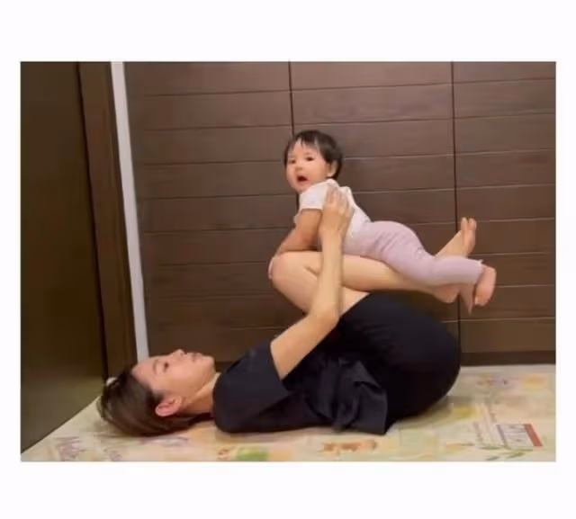 美人胚子!TVB知名女星罕曬愛女正臉照,嘆在職媽媽不易做引共鳴