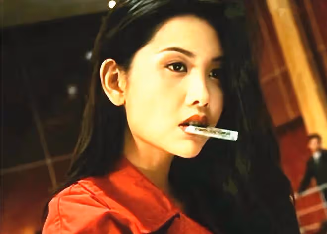 邱淑貞夫婦參加聚會,富豪老公近年事業受挫,54歲鬍子拉碴顯憔悴
