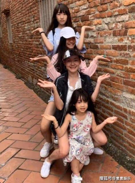 小S的3個女兒為閨蜜慶生17歲生日,富家女兒每一個都很漂亮