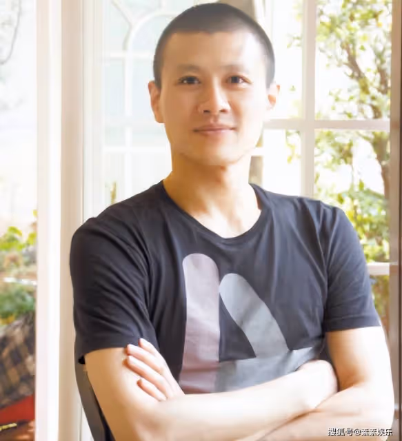 青年舞蹈家王迪離世,年僅44歲,與楊麗萍在春晚共跳孔雀舞