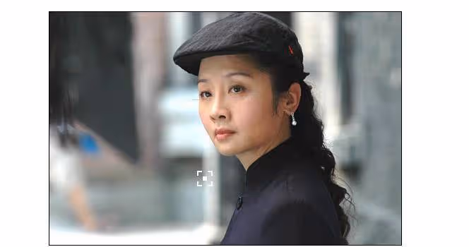 王新軍娶小7歲的秦海璐,前妻為養活兒子復出,今51 歲生活愜意