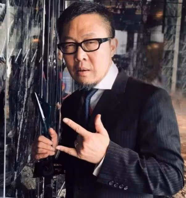明星兒子難敵建築師老爸!豪宅外更多驚世神作,這什麼神仙家庭?