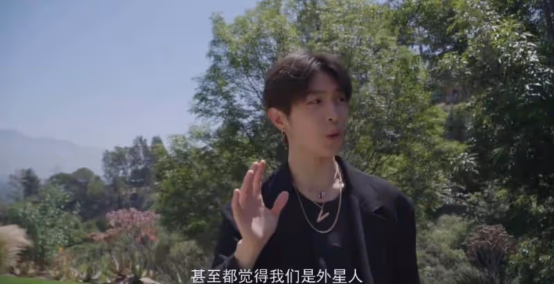 明星兒子難敵建築師老爸!豪宅外更多驚世神作,這什麼神仙家庭?