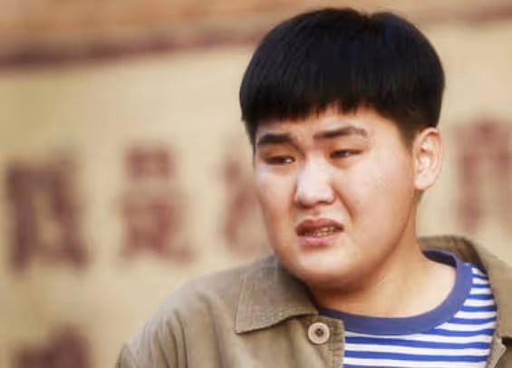 她登舞台七次,卻拒絕為兒子鋪路,兒子成名後才知道其家世!
