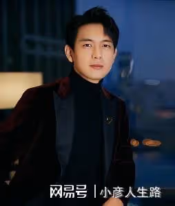 李現31歲生日到來，楊紫連續四年發文為其慶生，對李現的稱呼變了