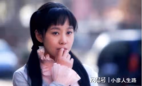 演員閆妮:離婚不舍公婆,公婆怒罵兒子「你丟了一塊寶」