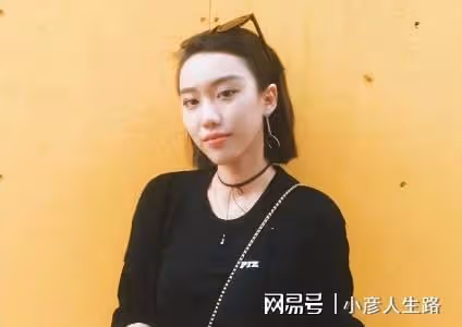 演員閆妮:離婚不舍公婆,公婆怒罵兒子「你丟了一塊寶」