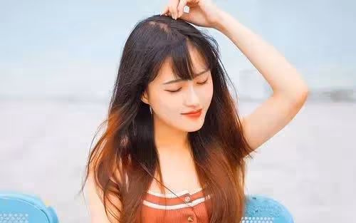 「你才是!」說嫂子生的是個賠錢貨,小姑子被婆婆一腳踹出家門