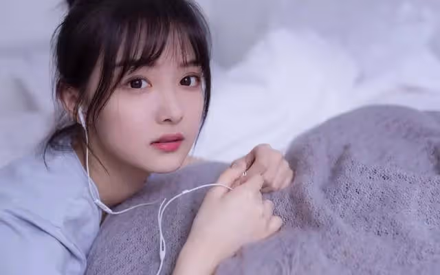 「你才是!」說嫂子生的是個賠錢貨,小姑子被婆婆一腳踹出家門
