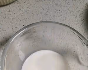 普通麵粉做無糖少油不用手揉的提子麵包