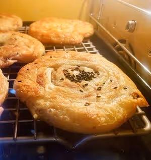 成都小吃鮮肉鍋盔
