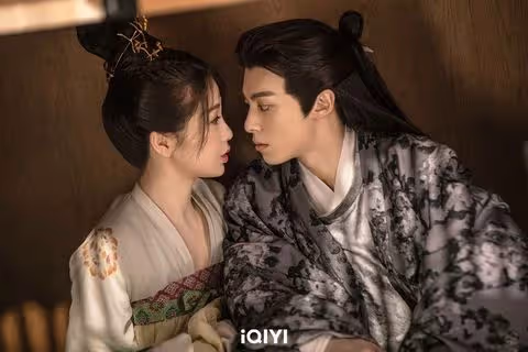 《蒼蘭訣》「東方青蒼」王鶴棣的10大反轉魅力!出道前是空少、曾用歌聲救人一命,和「初戀」長跑交往6年!