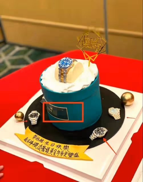 「許仙」葉童曝近況!滿頭白髮出席生日宴,與趙雅芝晚年截然不同