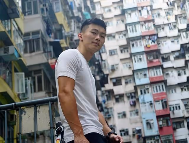 恭喜!賭王千金未婚夫升職成高級消防隊長,坐辦公室每月薪酬8萬