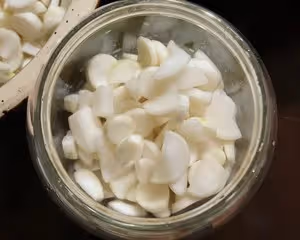 泡一瓶酸辣蘿蔔吧