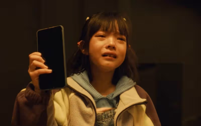 比大人還厲害！《人生大事》小童星「哭戲秒掉淚」神演技被讚翻　私下甜美模樣「宛如粉色系小天使」❤️