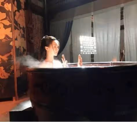 明星拍戲時的下半身是什麼狀態？看了千萬不要笑！