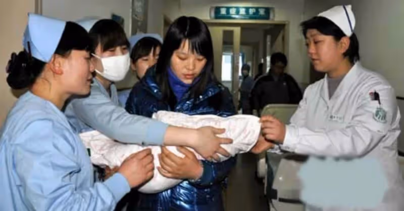 爸爸姓「滾」 給兒子取名字！工作人員聽後感嘆：孩子不會是撿來的吧