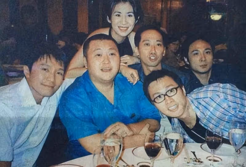 這位公認的香港喜劇之王，用了整整30年，新片票房終於超越周星馳！