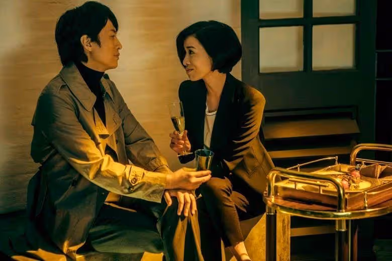 這位公認的香港喜劇之王,用了整整30年,新片票房終於超越周星馳!