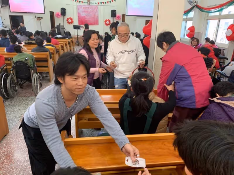 能救一個算一個,顏正國當年走錯路,再進監獄身分大不同,回憶歷歷在目,今願砸錢改變孩子命運