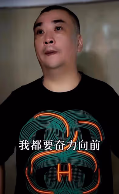 51歲陳堅雄生前最後畫面曝光!要為大眾帶來快樂,妻子留言引淚目