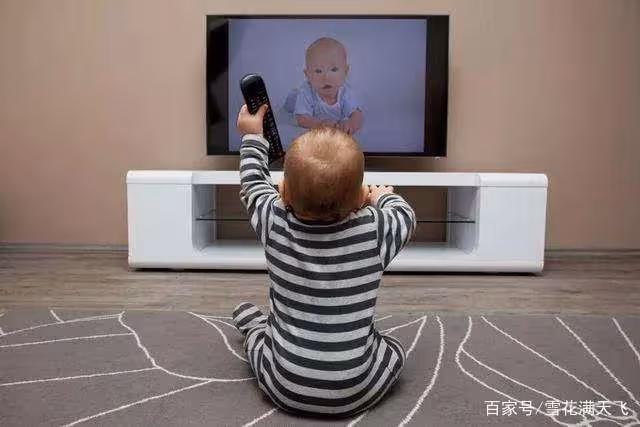 兒子接我到城裡養老，四歲孫女的一句童言無忌，我連夜回了老家