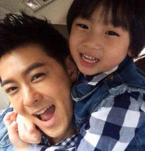 林志穎和kimi騎自行車,11歲兒子身高快趕上爸爸,膚色健康有肌肉