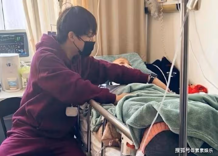 劉維發文為父親祈福,父親病重獨闖難關,母親離世才半年