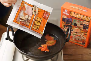 比酸菜魚更鮮爽的鮮蝦番茄酸湯魚粉