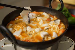 比酸菜魚更鮮爽的鮮蝦番茄酸湯魚粉